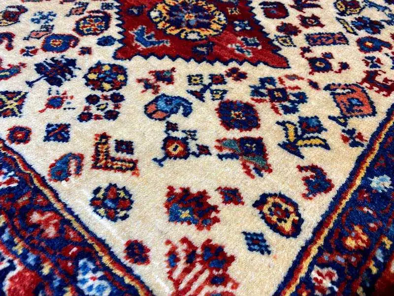 Qashqai Exklusiv (54x53cm) - German Carpet Shop