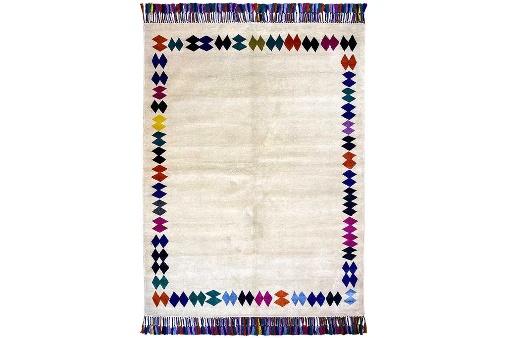 A beautiful modern designer rug by Julia Stefan in a Beige color with multicolored fringes and border in Rhombus style. The pattern represents fringes love.