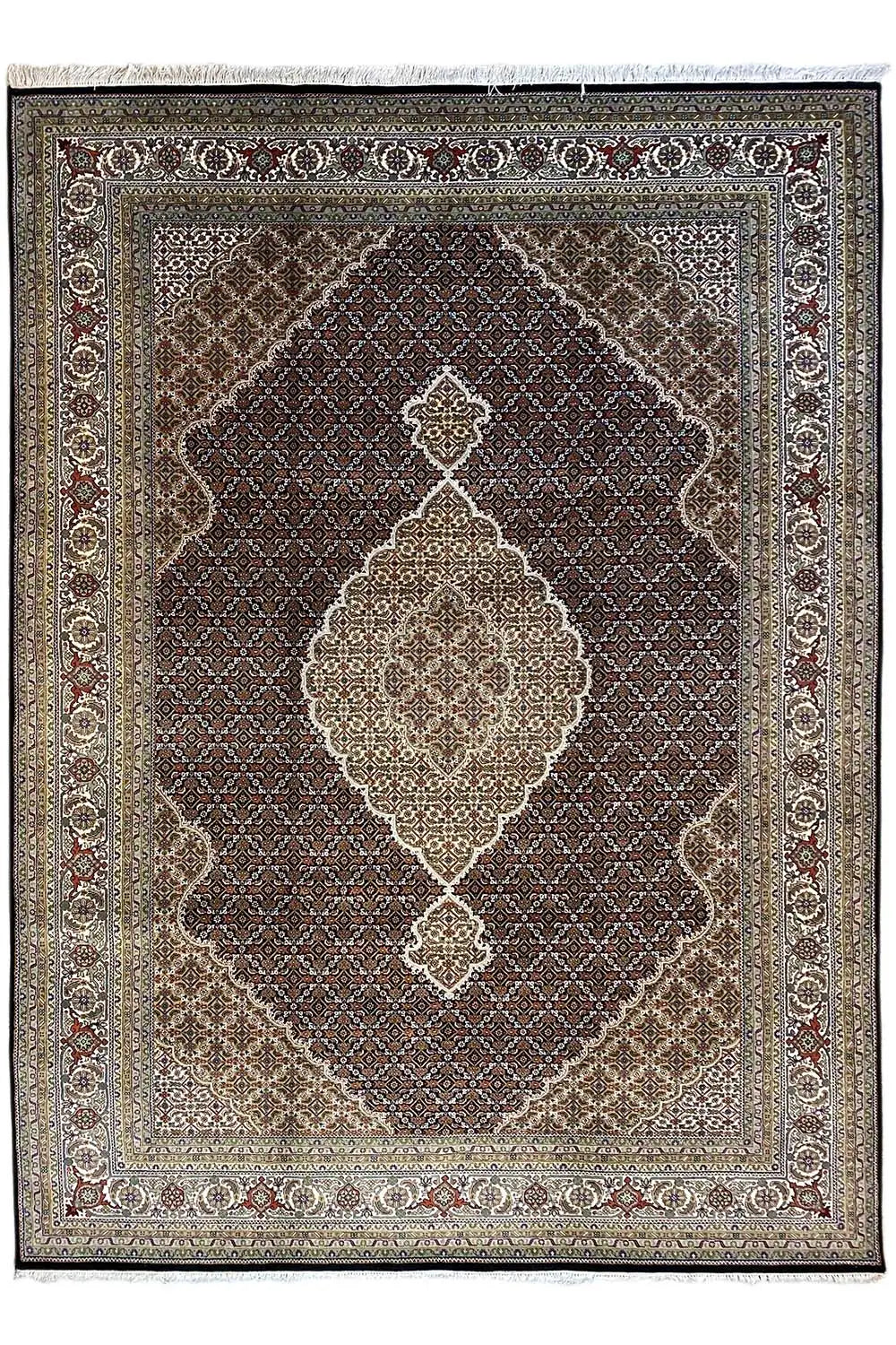 Mahi Tabriz (242x353cm) - German Carpet Shop