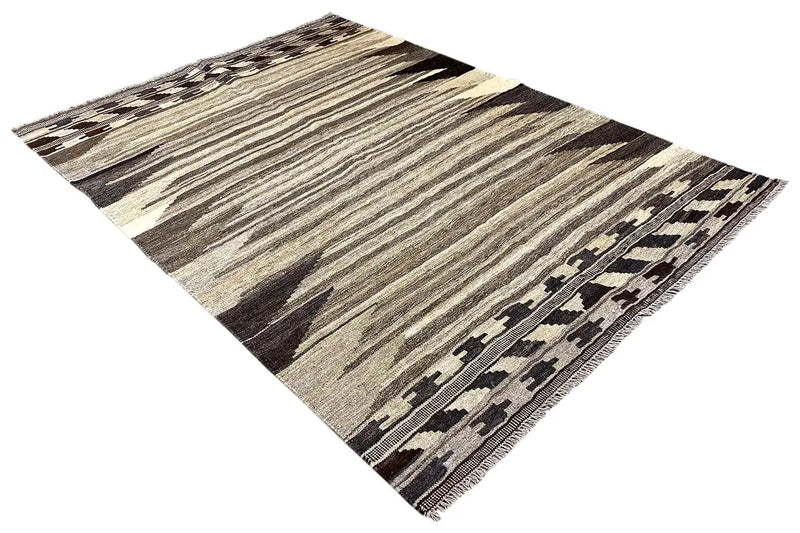 Kilim Qashqai  (181x131cm) - German Carpet Shop