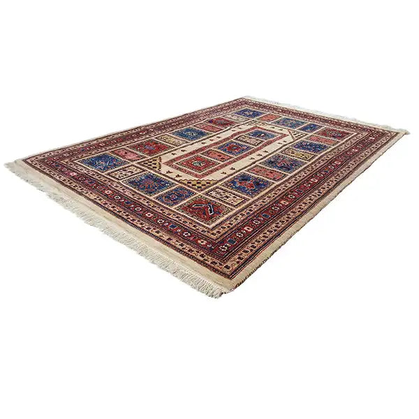Qashqai - Klassisch (198x139cm) - German Carpet Shop