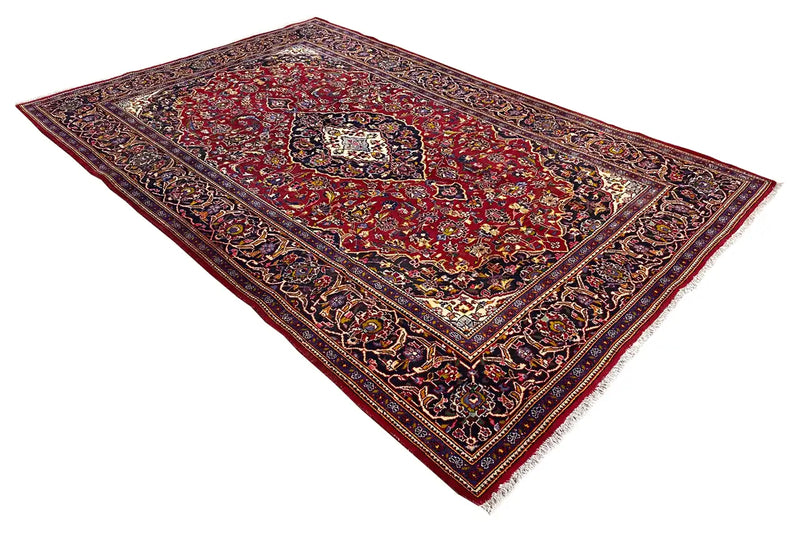 Keshan - Rot (304x198cm) - German Carpet Shop